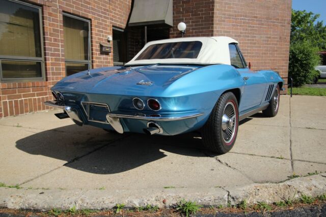 Chevrolet Corvette 1966 image number 32