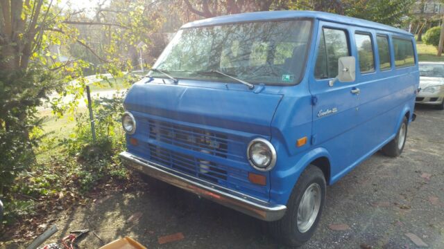 Ford E-Series Van 1974 image number 1