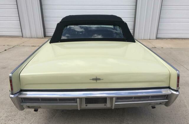 Lincoln Continental 1966 image number 35