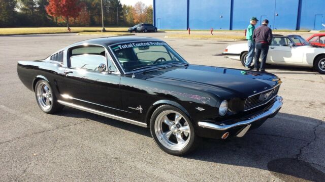 Ford Mustang 1966 image number 6