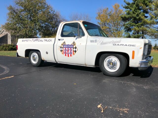 Chevrolet C-10 1976 image number 0