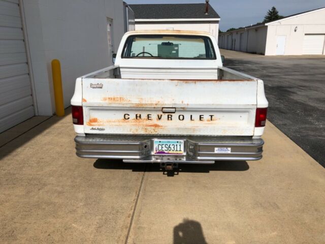 Chevrolet C-10 1976 image number 16