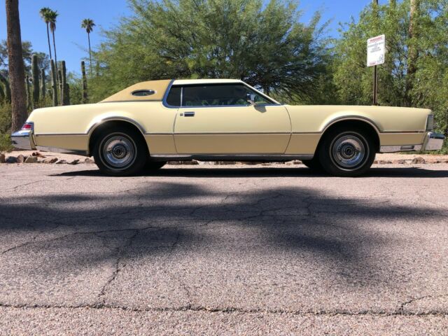 Lincoln Continental 1976 image number 28