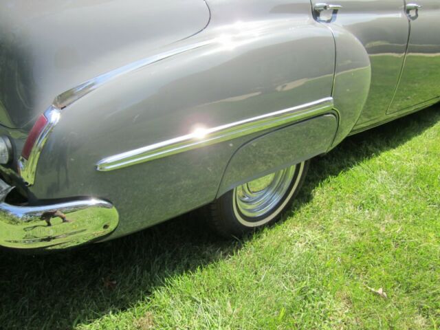 Oldsmobile Eighty-Eight 1949 image number 11