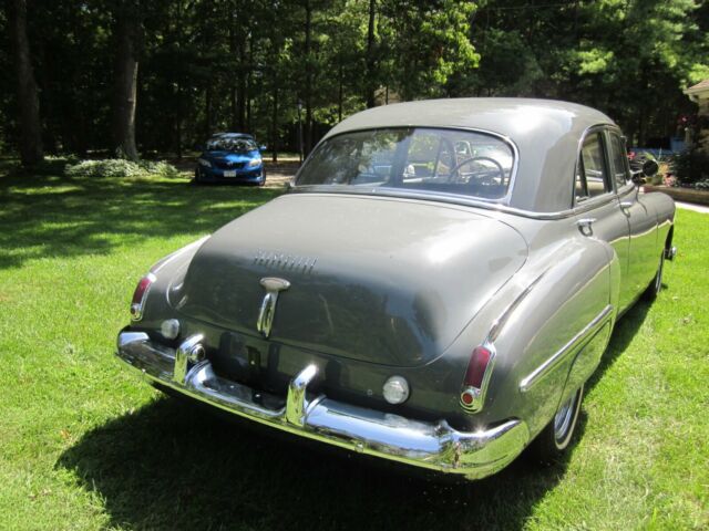 Oldsmobile Eighty-Eight 1949 image number 30