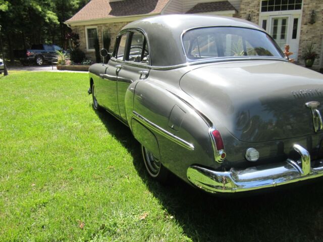 Oldsmobile Eighty-Eight 1949 image number 4