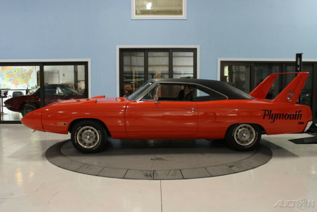 Plymouth Road Runner 1970 image number 1