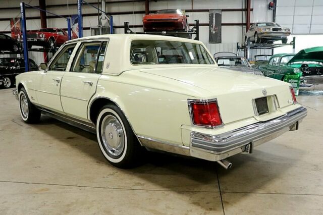 Cadillac Seville 1976 image number 17