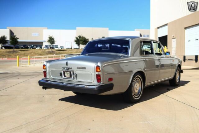 Rolls-Royce Silver Shadow 1978 image number 18