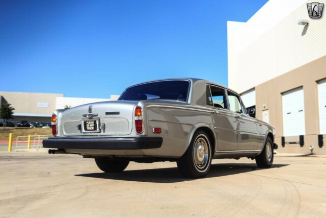 Rolls-Royce Silver Shadow 1978 image number 19