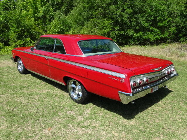 Chevrolet Impala 1962 image number 1