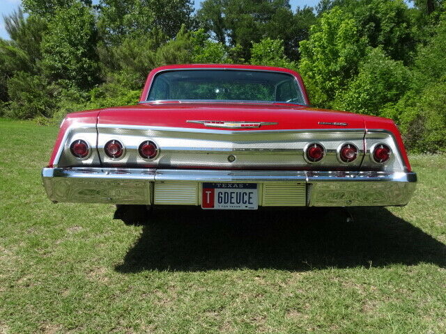 Chevrolet Impala 1962 image number 17