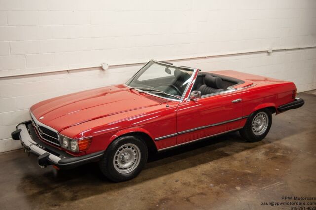 Mercedes-Benz SL-Class 1974 image number 4