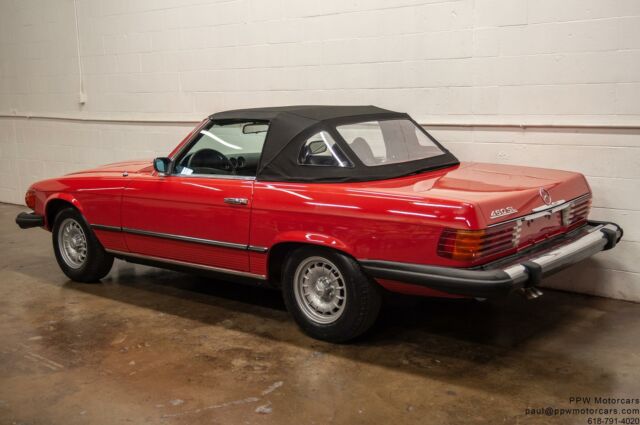 Mercedes-Benz SL-Class 1974 image number 8