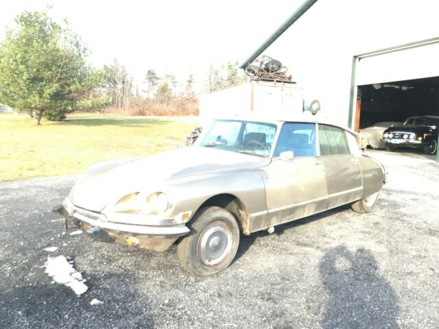 Citroen DS 21 1970 image number 14