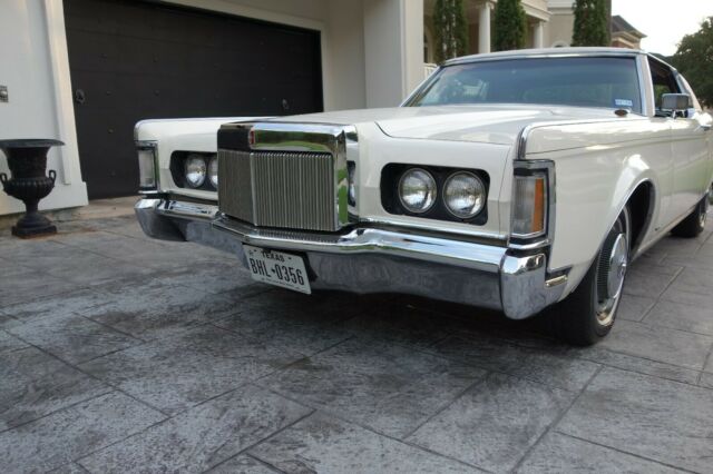 Lincoln Continental 1970 image number 27