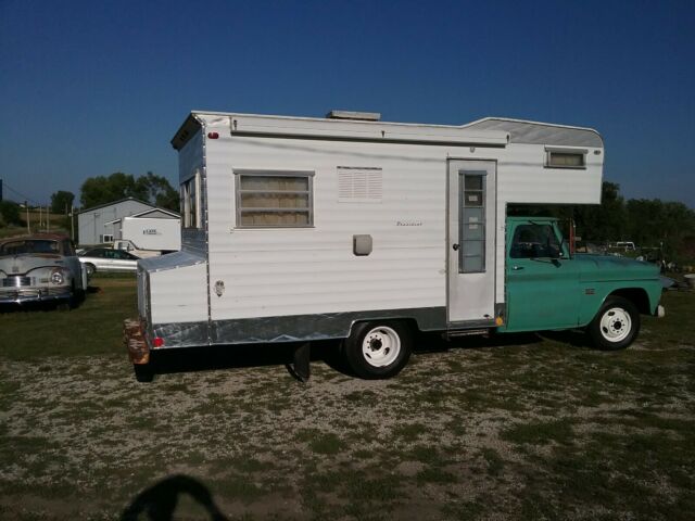 Chevrolet C/K Pickup 3500 1966 image number 2