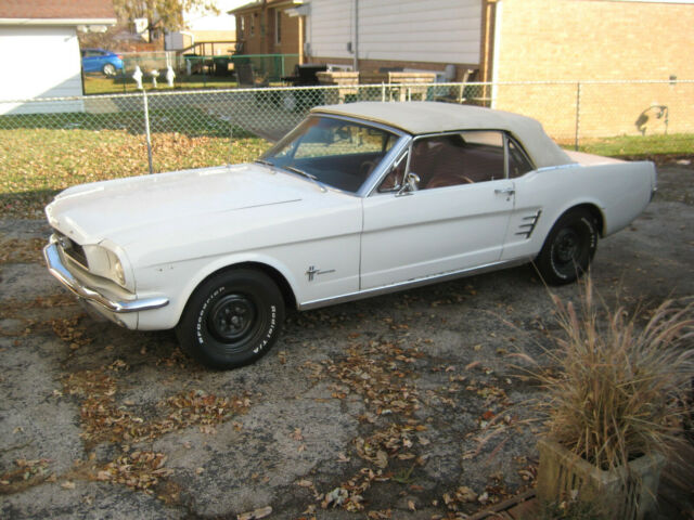 Ford Mustang 1966 image number 31