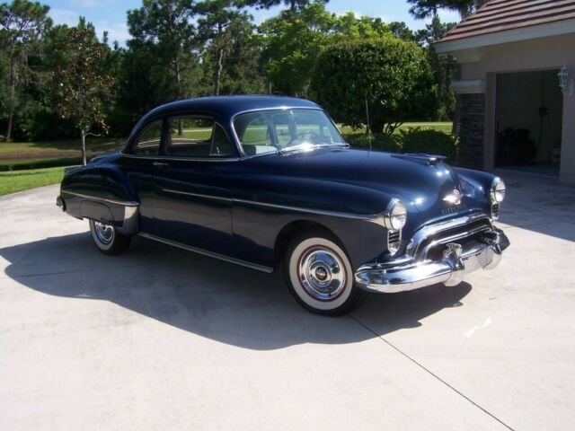 Oldsmobile Eighty-Eight 1950 image number 11