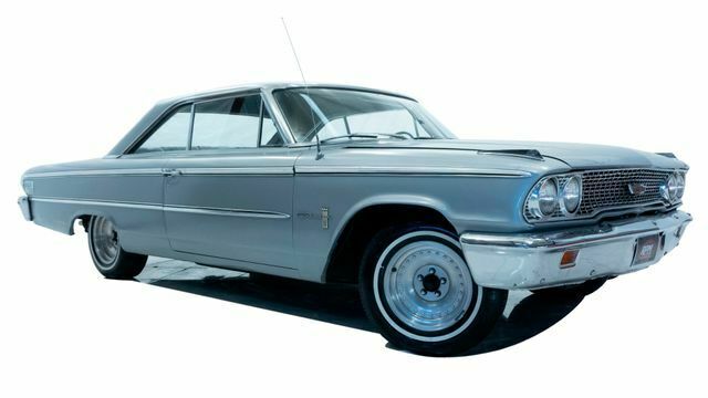 Ford Galaxie 1963 image number 2