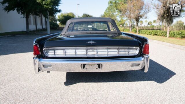 Lincoln Continental 1963 image number 21