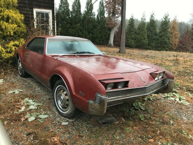 Oldsmobile Toronado 1967 image number 0