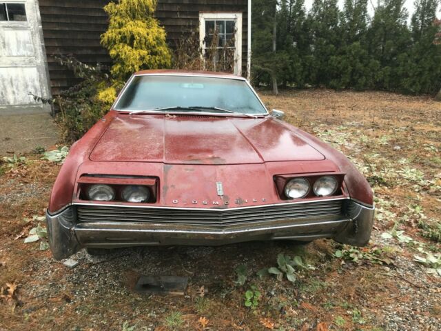 Oldsmobile Toronado 1967 image number 24