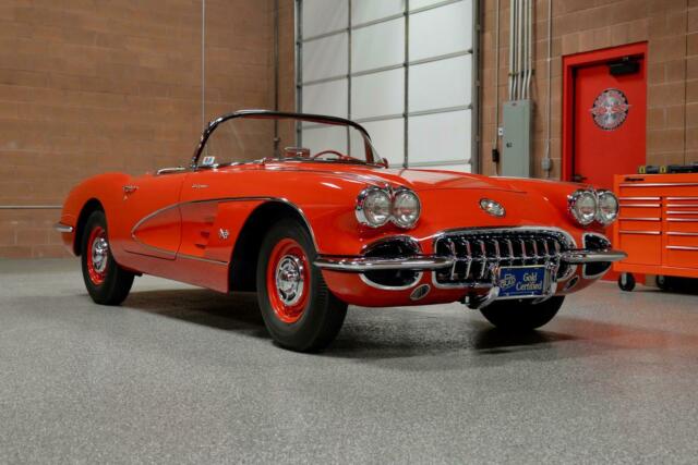 Chevrolet Corvette 1960 image number 1