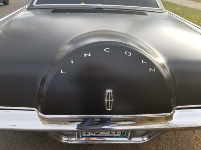 Lincoln Mark III 1969 image number 24