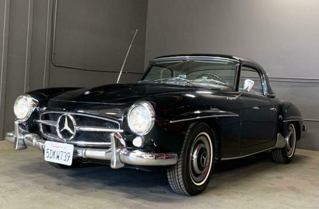 Mercedes-Benz SL-Class 1960 image number 30