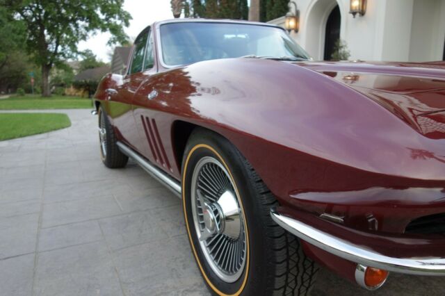 Chevrolet Corvette 1965 image number 3