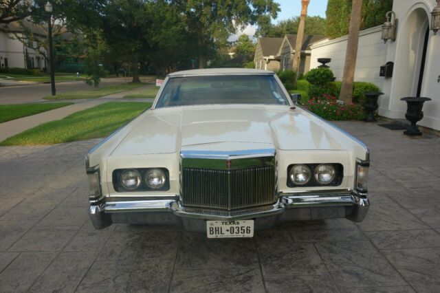 Lincoln Continental 1970 image number 28