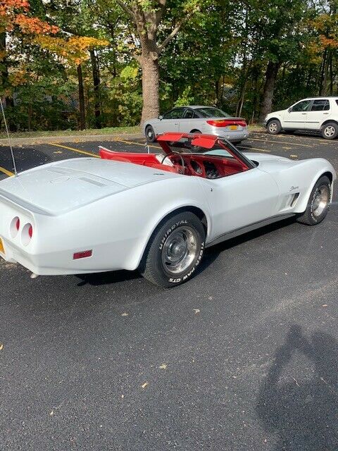 Chevrolet Corvette 1974 image number 3