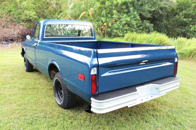 Chevrolet C-10 1969 image number 2