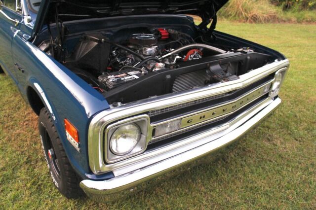 Chevrolet C-10 1969 image number 44