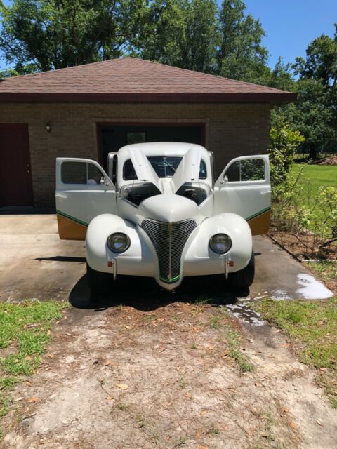 Pontiac Custom 1937 image number 20