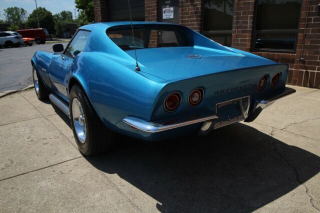 Chevrolet Corvette 1969 image number 27