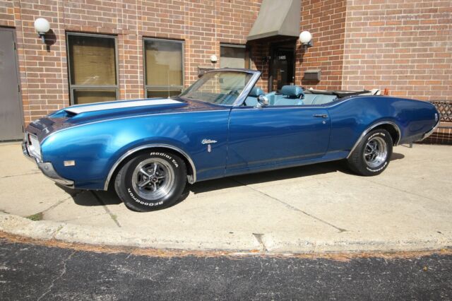 Oldsmobile Cutlass 1969 image number 25