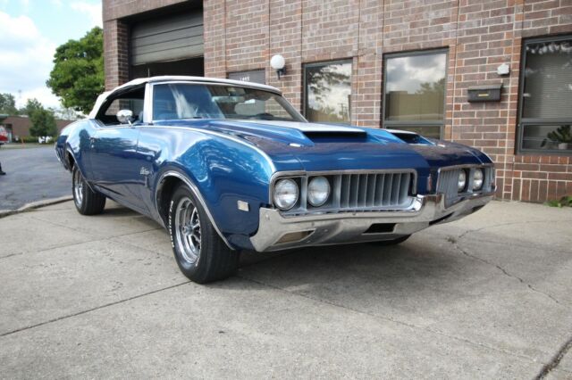 Oldsmobile Cutlass 1969 image number 28