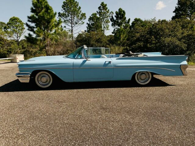 Pontiac Catalina 1959 image number 18