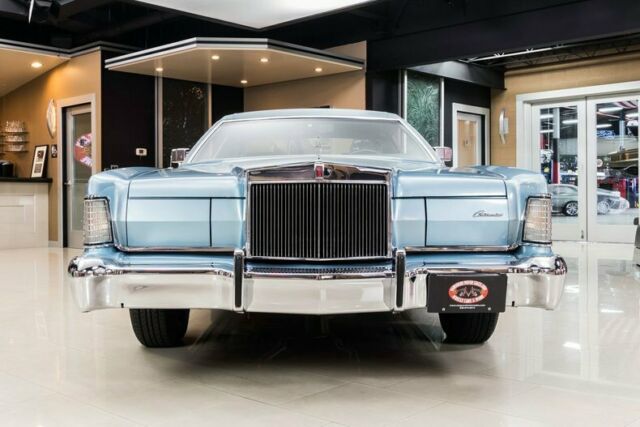 Lincoln Continental 1973 image number 29