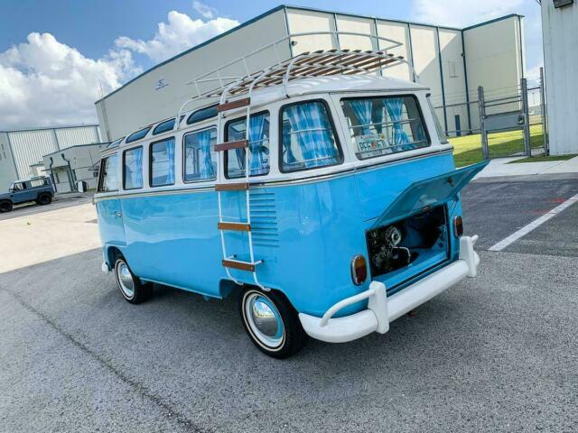 Volkswagen Bus/Vanagon 1970 image number 1