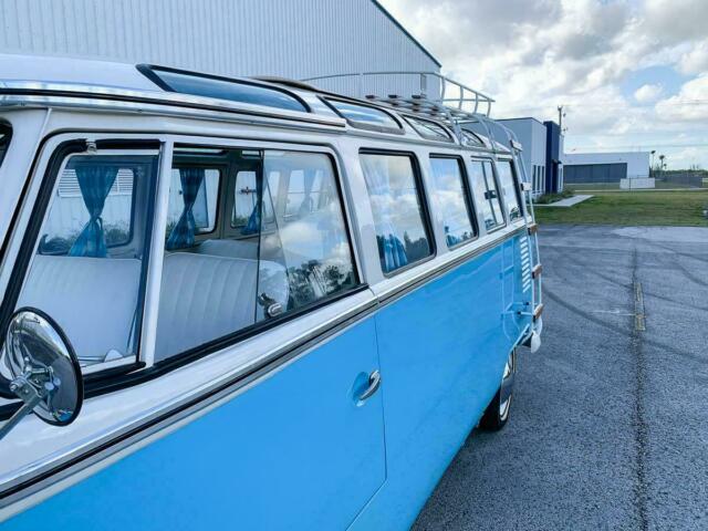 Volkswagen Bus/Vanagon 1970 image number 10