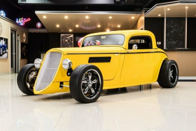 Ford Roadster 1933 image number 0