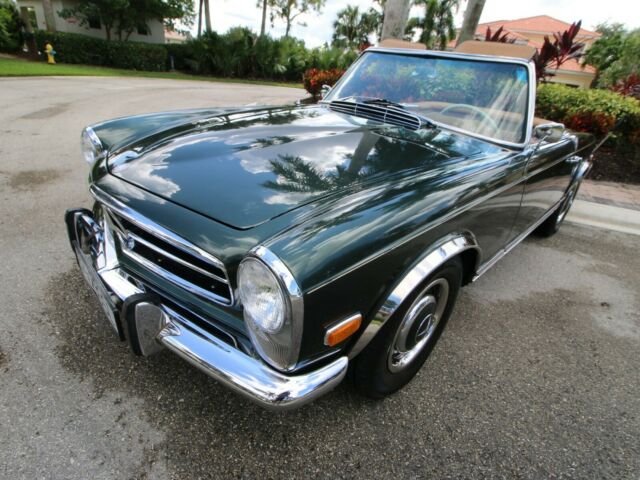 Mercedes-Benz SL-Class 1967 image number 2