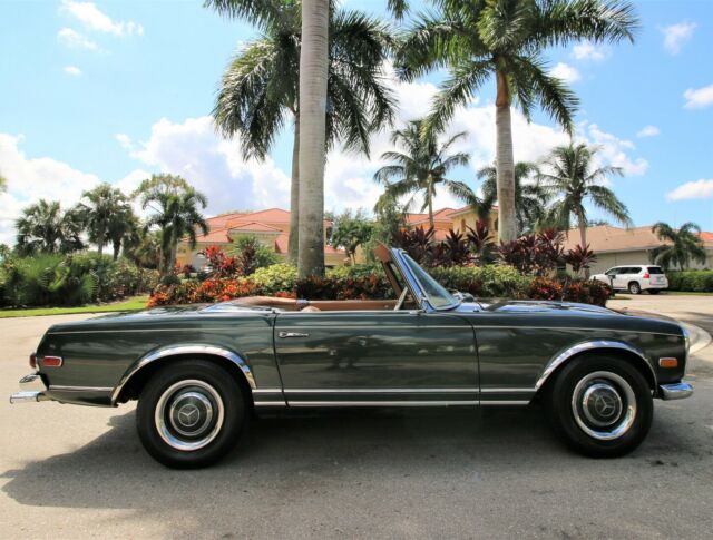 Mercedes-Benz SL-Class 1967 image number 24