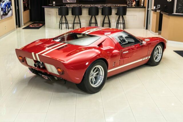 Ford GT40 1966 image number 35