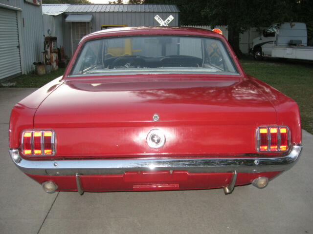 Ford Mustang 1965 image number 19