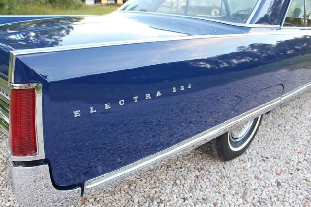 Buick Electra 1964 image number 23