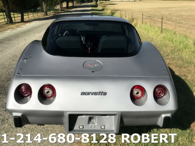 Chevrolet Corvette 1979 image number 32